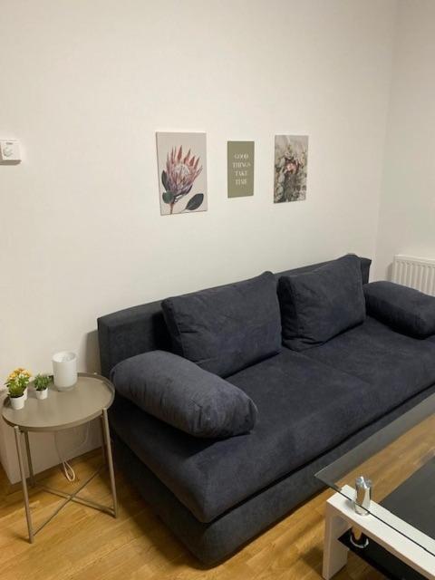 Paky 00322 Apartment *